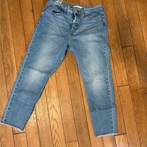 Levi's Wedgie Icon Ankle Jeans